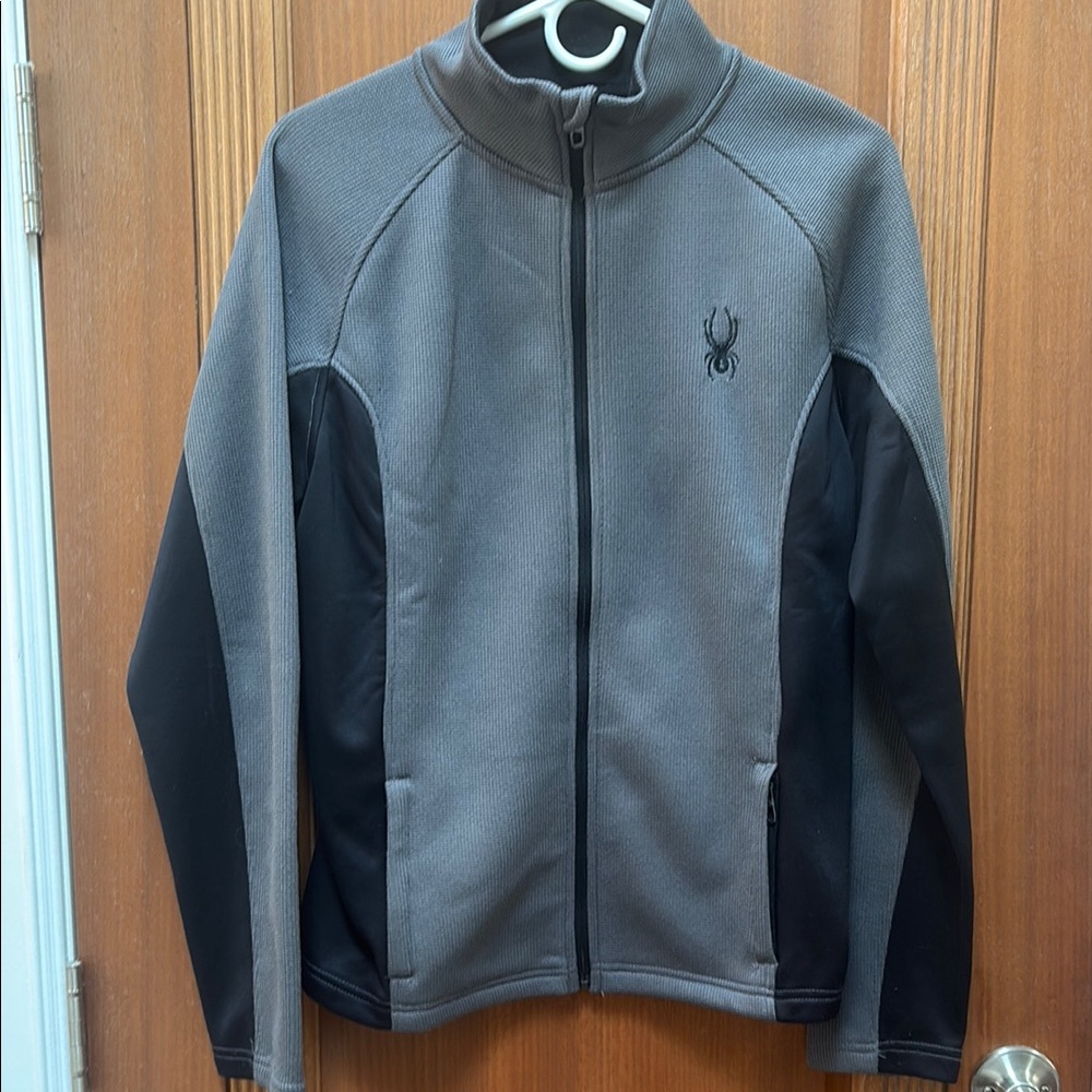 Men's Spyder Steller full zip Gray and Black Performance Jacket. Size S